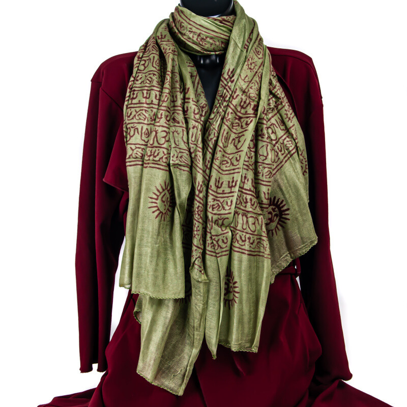 Shawl Mantra Green Light