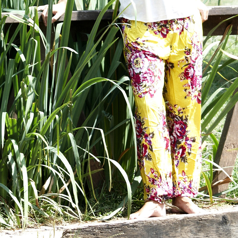 Trousers Yoga Flowers 01 Yellow